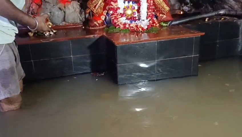 Bihar Flood Risk: बिहार में नदियां उफान पर बाढ़ का खतरा बढ़ा