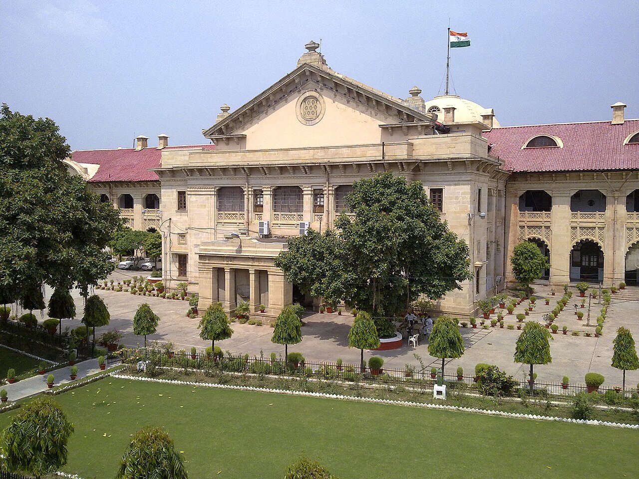Prayagraj News: हिंदू से मुस्लिम बनीं दो बहनों को पिता ने किया कैद! हाईकोर्ट ने सुनाया बड़ा फैसला