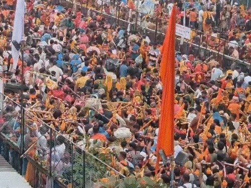 सीहोर में उमड़ा कांवड़ियों का सैलाब