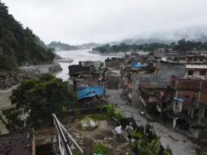 नेपाल में बाढ़ का कहर, 919 लोगों की मौत