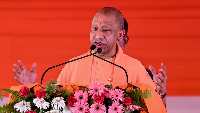 Tiranga Yatra: CM Yogi says Sanatan nation torn apart due to lust for power