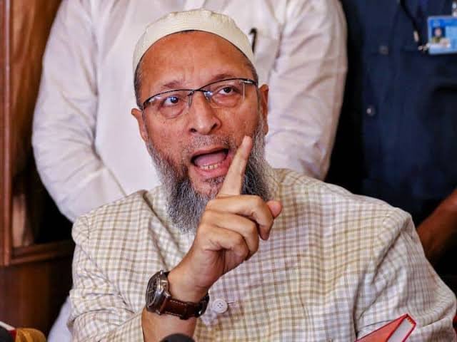 UCC लागू होने पर भड़के ओवैसी