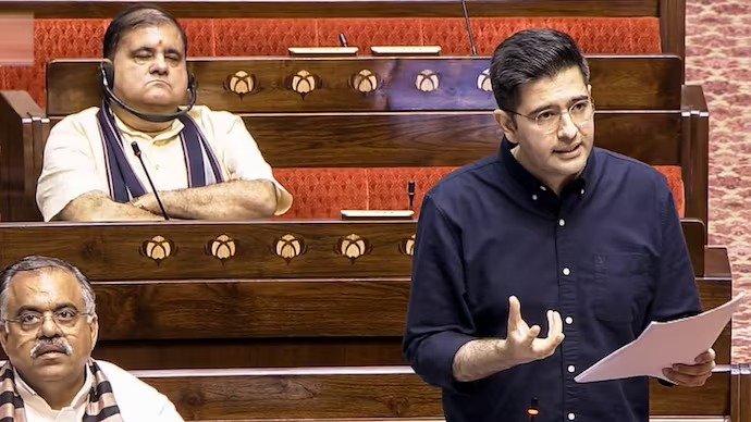राघव चड्ढा ने पेपर लीक