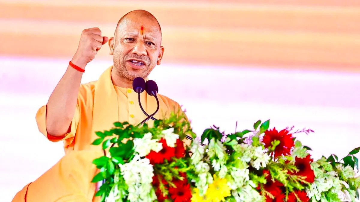 CM योगी का सपा पर तंज