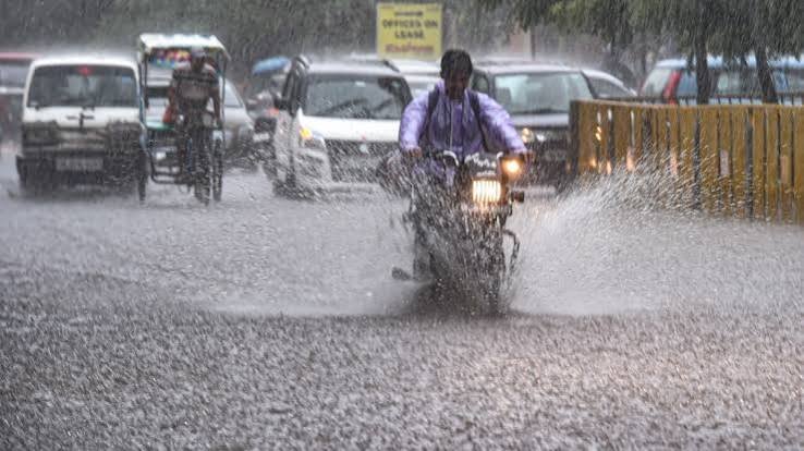 देश के 12 राज्यों में भारी बारिश का अलर्ट