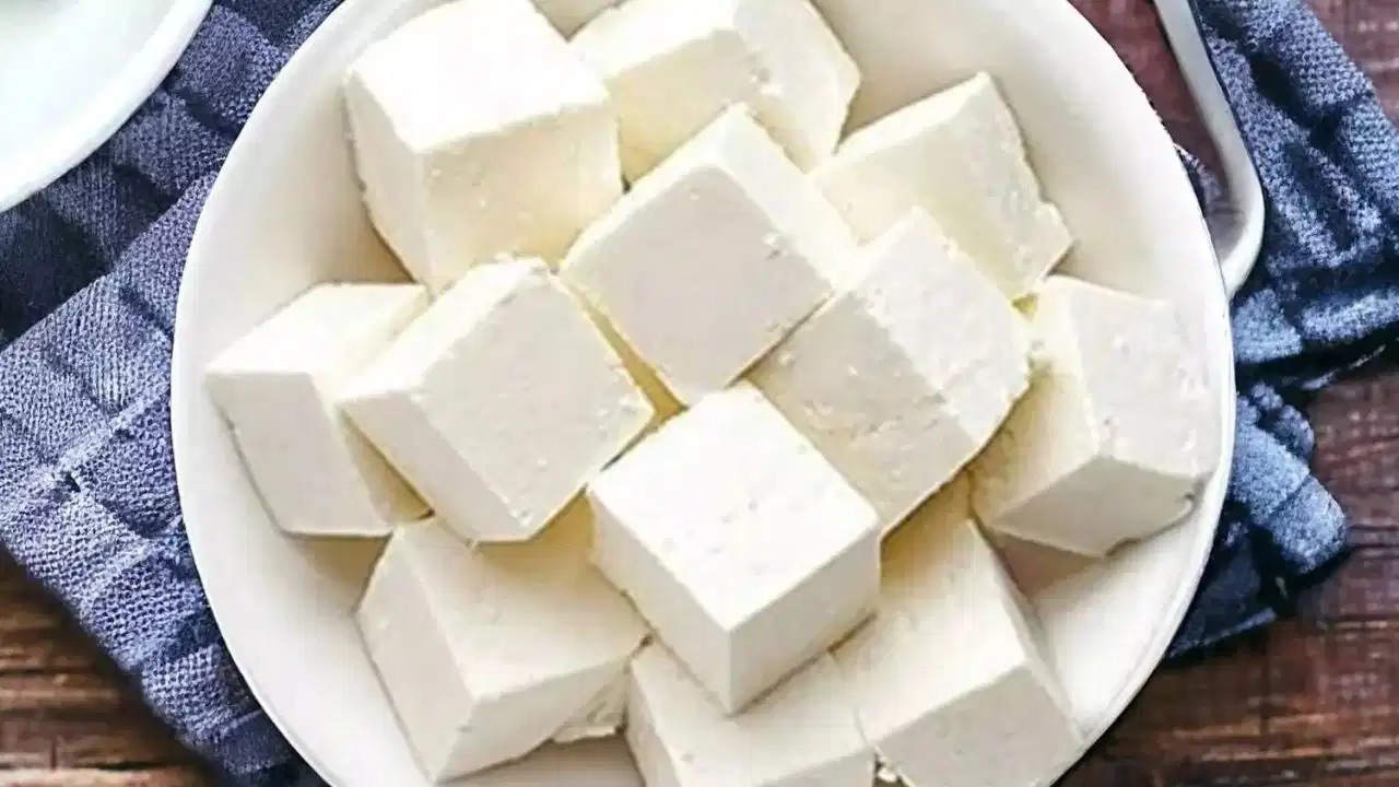 Analog Paneer Ban