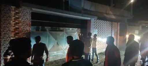 शाकिब अल हसन के घर पर हमला, आगजनी की कोशिश
