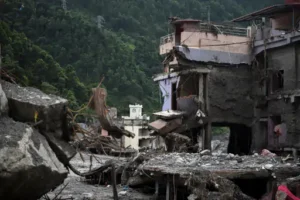 Nepal Flood Rescue: प्रिंसिपल की सूझबूझ से बचीं 900 जानें