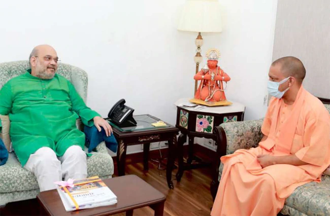 CM YOGI MEET AMIT SAHA