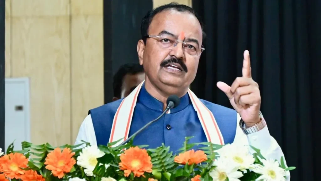 सपा-बसपा-कांग्रेस के खिलाफ केशव मौर्य का बड़ा हमला, बोले एक सांपनाथ तो दूसरा नागनाथ, जानिए किसे क्या कहा? Up News: केशव प्रसाद मौर्य ने विपक्ष को सांपनाथ-नागनाथ क्यों कहां?