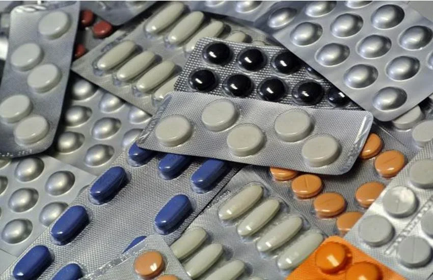 New Delhi: सावधान! कहीं जानलेवा साबित न हो जाएं ये दवाइयां..., कैसे बच सकते हैं आप?