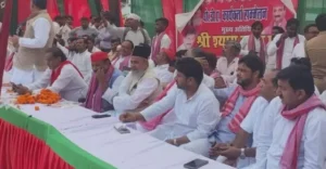 Samajwadi Party: अखिलेश के गढ़ कन्नौज में सपा की बड़ी कार्रवाई